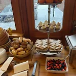 Dvur Stran & Wellness 3* Karlovy Vary