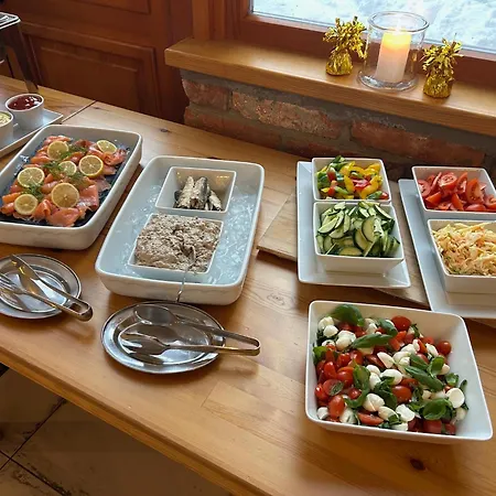 Vendégház Dvur Stran & Wellness 3*
