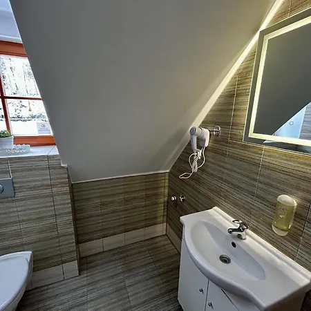 Dvur Stran & Wellness