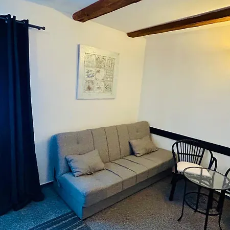 Dvur Stran & Wellness Gæstehus 3*