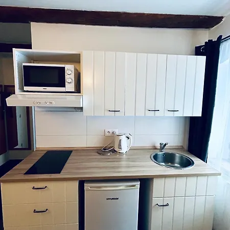 Vendégház Dvur Stran & Wellness Karlovy Vary