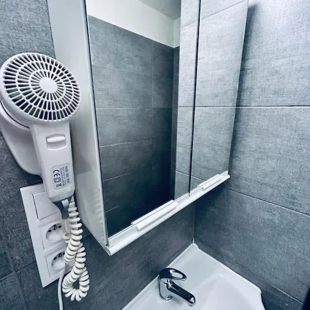 Dvur Stran & Wellness