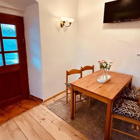 Vendégház Dvur Stran & Wellness 3*