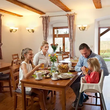 Dvur Stran & Wellness Gæstehus